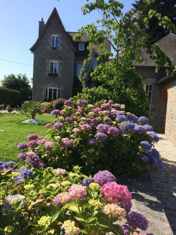 Le Clos Saint-Brice Les Portes du Coglais Экстерьер фото